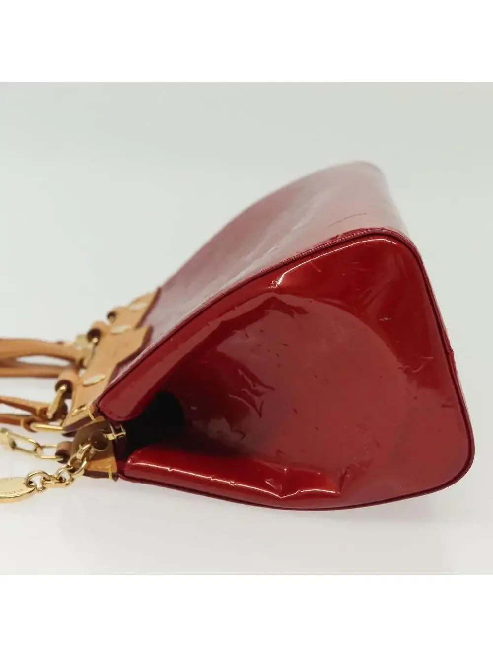 Louis Vuitton red lv makes